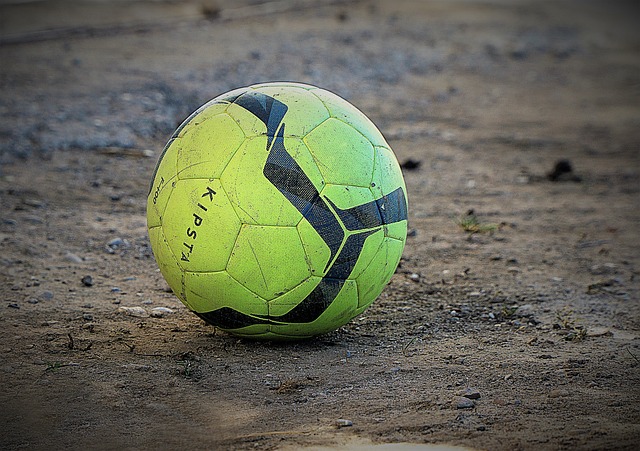 裁判吹罚常 裁判吹罚常